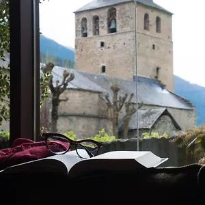 Couette-café Ostau, Garós